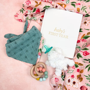 Little Dreamer Baby Girl Gift Box | Luxe & Bloom Luxury Curated Gift Boxes For Women